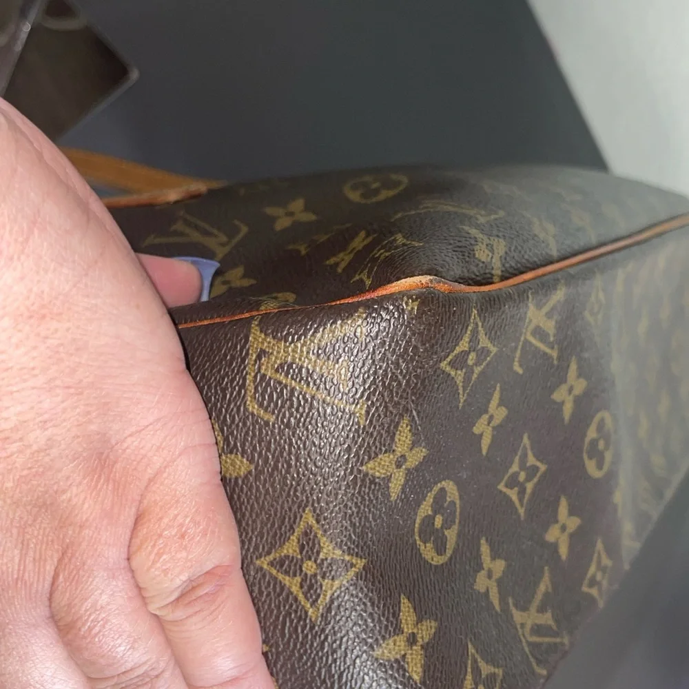 Louis Vuitton Cite GM Monogram Canvas Shoulder Bag - Picture 11 of 14